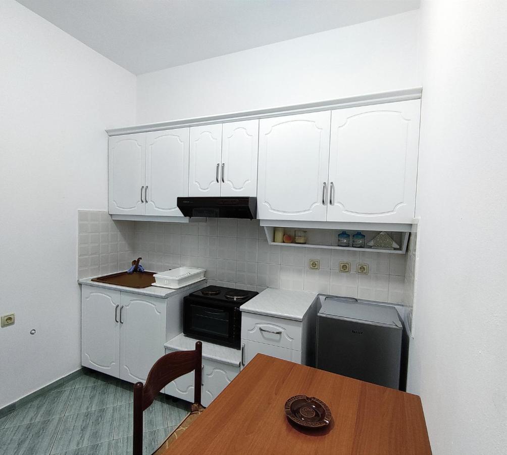 Joen Apartments Sarande Exterior photo