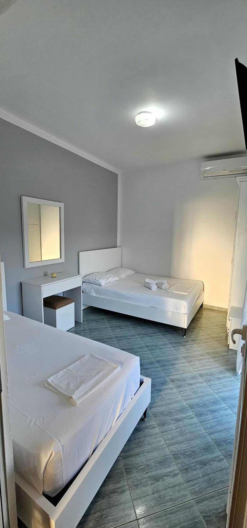 Joen Apartments Sarande Exterior photo