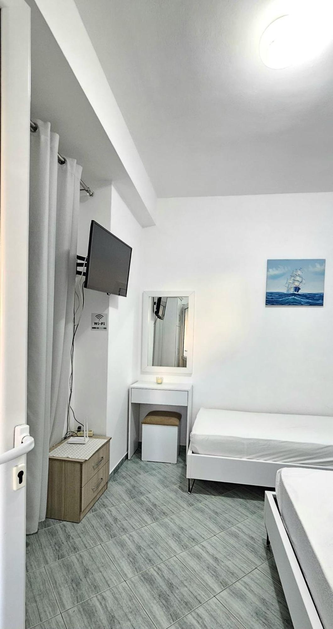 Joen Apartments Sarande Exterior photo